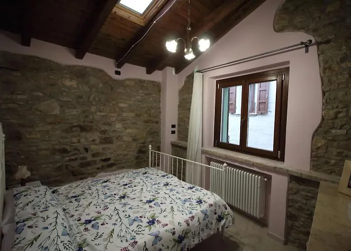 La Ca' Torta - Rustico Ristrutturato * Neviano degli Arduini